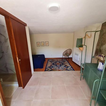 Out Of Town Hostel Castelo de Paiva Bagian luar foto